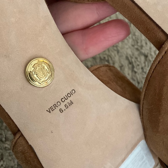 Veronica Beard Tan Slingback Heels - Picture 7 of 8